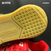 Load image into Gallery viewer, Yonex POWER CUSHION STRIDER FLOW JP VERSION