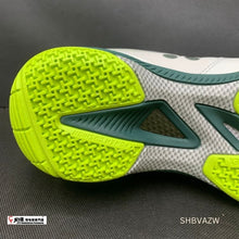 Load image into Gallery viewer, Yonex Power Cushion 65ZVA Wide JP VERSION