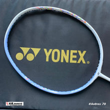 Load image into Gallery viewer, Yonex Astrox 70