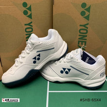 Load image into Gallery viewer, Yonex POWER CUSHION 65 X4