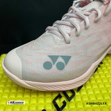 Load image into Gallery viewer, Yonex POWER CUSHION AERUS Z WOMEN