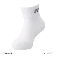 Load image into Gallery viewer, Yonex Junior Ankle Socks #19217JY JP Version (19-22 cm)
