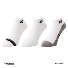 Load image into Gallery viewer, Yonex Women Sneaker in Socks #29235Y JP Version (22-25 cm 3 PAIRS)
