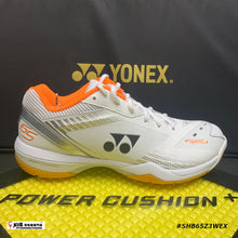 Load image into Gallery viewer, Yonex POWER CUSHION 65 Z WIDE
