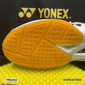 Yonex POWER CUSHION 65 Z WIDE