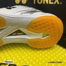 Load image into Gallery viewer, Yonex POWER CUSHION 65 Z WIDE
